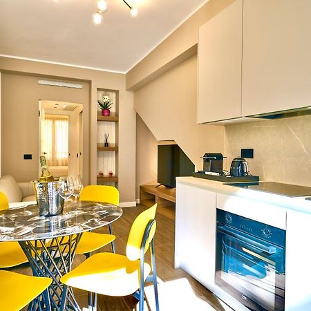 Apartamento Picasso Golden House Next To Duomo Milán Exterior foto